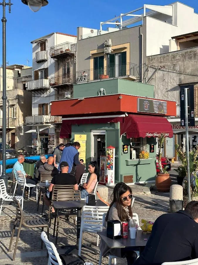 Casa Stella Splendida Villa Sul Mare Palermo 0*,